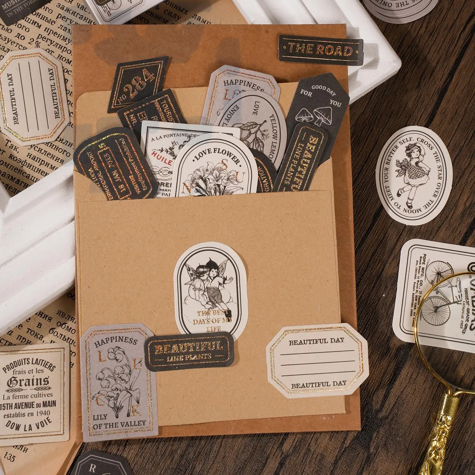 Vintage Stamp Sticker Packs, 20 Sheets/book Scrapbooking & Journal Making Material Paper, Scrapbook Accessories, DIY Decorative Sticker, Journal Stickers, Aesthetic Stickers, Decal Sticker for Stationery Computer Water Bottle