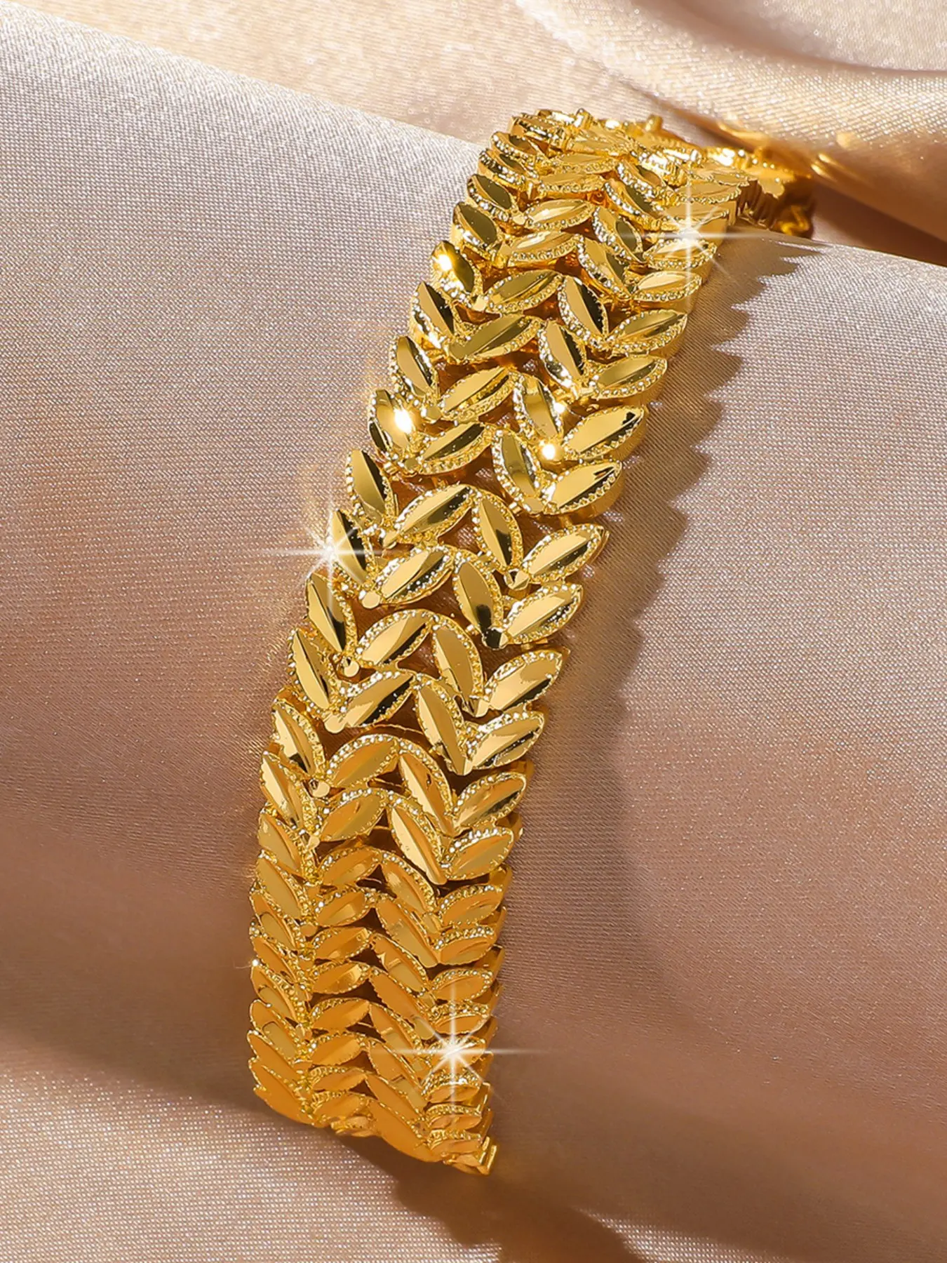 Fashionable double row wheat ear shaped bracelet, Beautiful bracelets, Tennis bracelet jewelry, copper plated 24k women's jewelry, suitable for girlfriends, exquisite gifts for friends, daily gifts, Valentine's Day, weddings