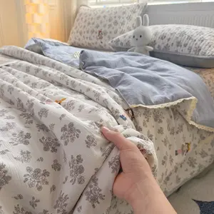 Foldable Summer Blanket, Cotton Inner Cloud-Like Dual-Layer Mesh, Lightweight Skin-Friendly, Sofa Nap Camping Multi-Use Cover