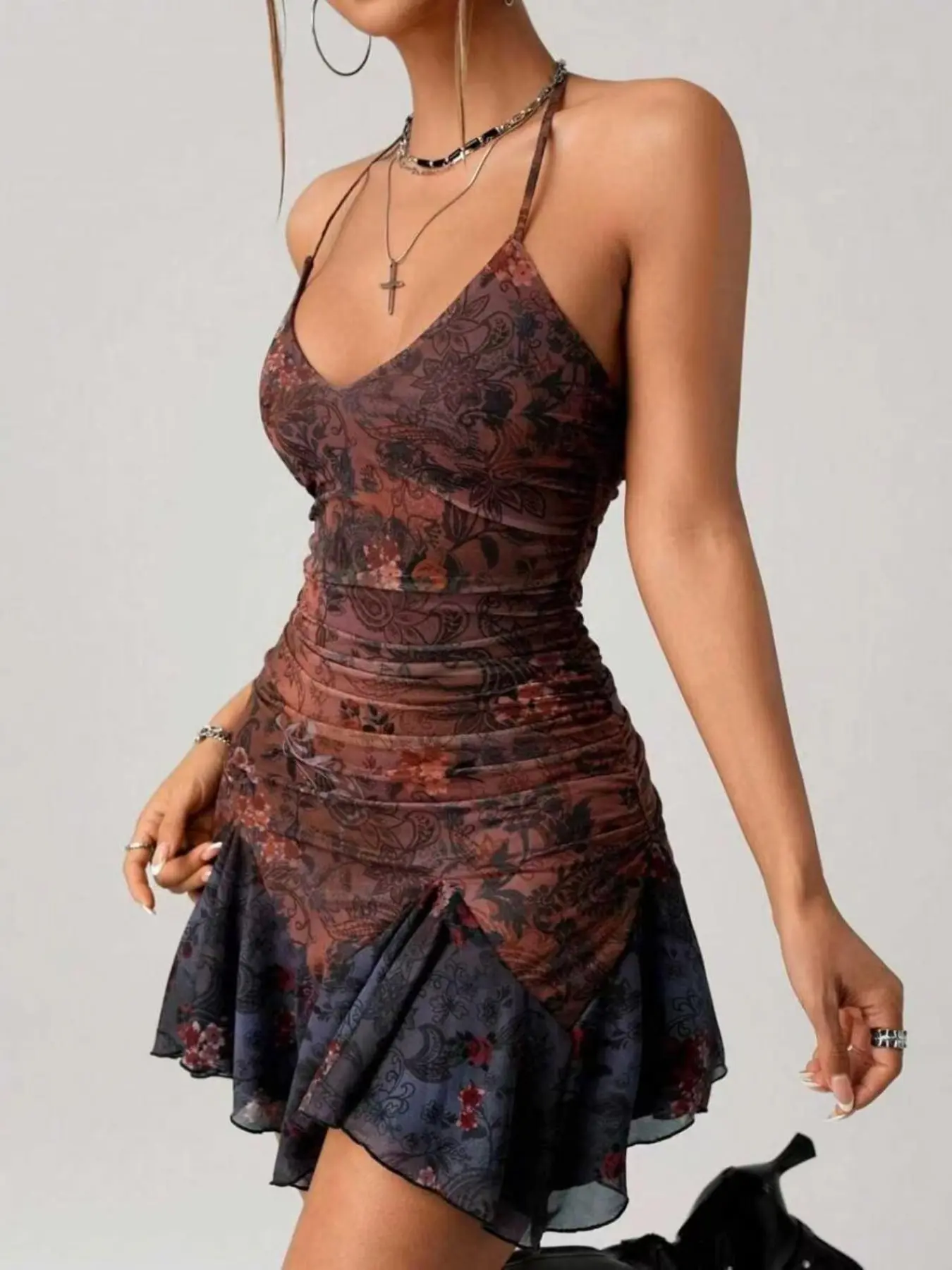 Boho Country Concert Paisley Print Floral Retro Colorblock Backless Sleeveless Mini Halter Dress, Elegant Stylish Summer, Perfect for Festivals, Date Night Dress