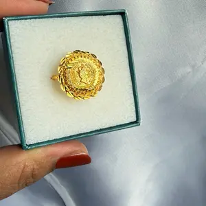 Gold Tone Queen Ring for Women Elegant and Stylish Jewelry Accessory Perfect for Any Occasion