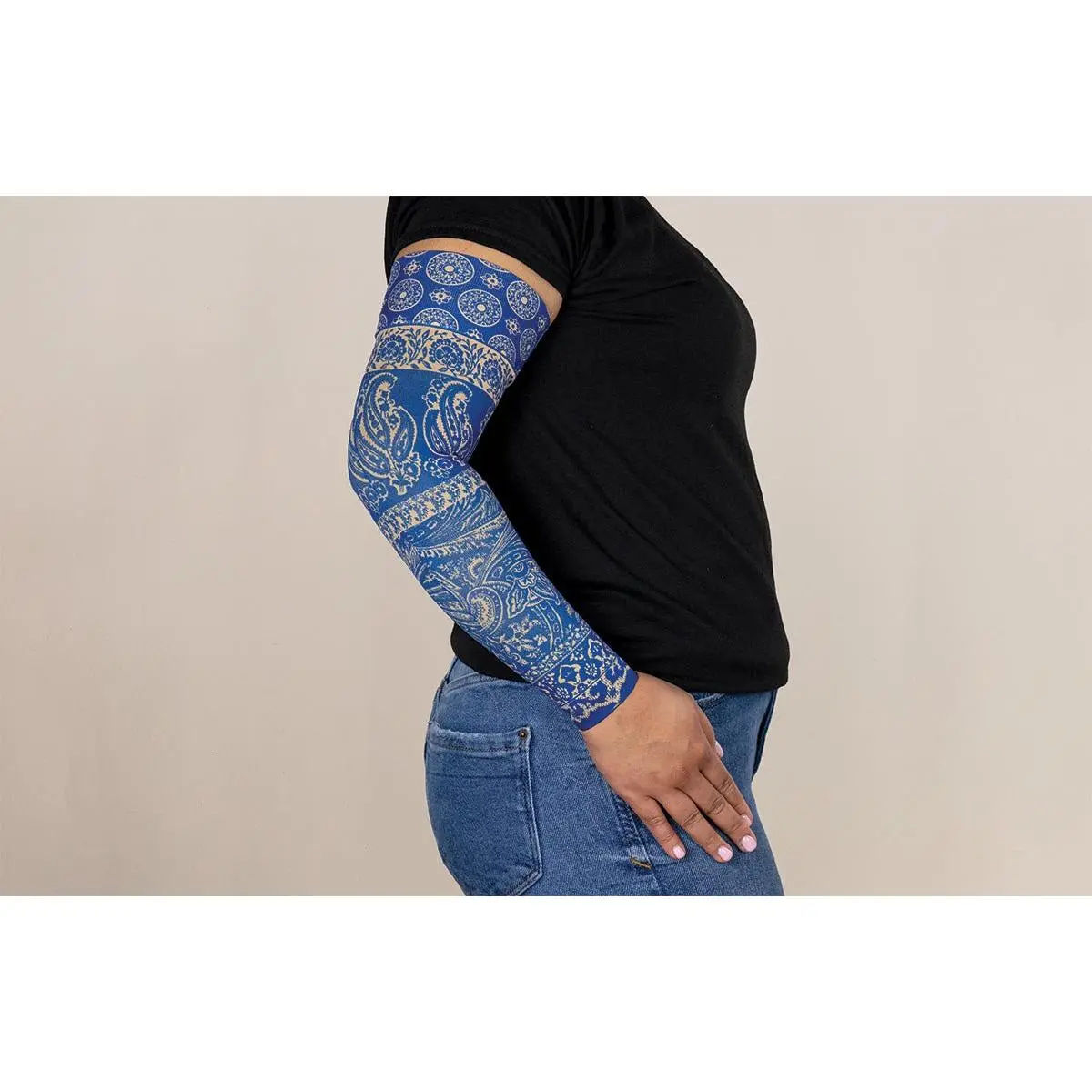 Blue Bandit Gradient Compression Arm Sleeve