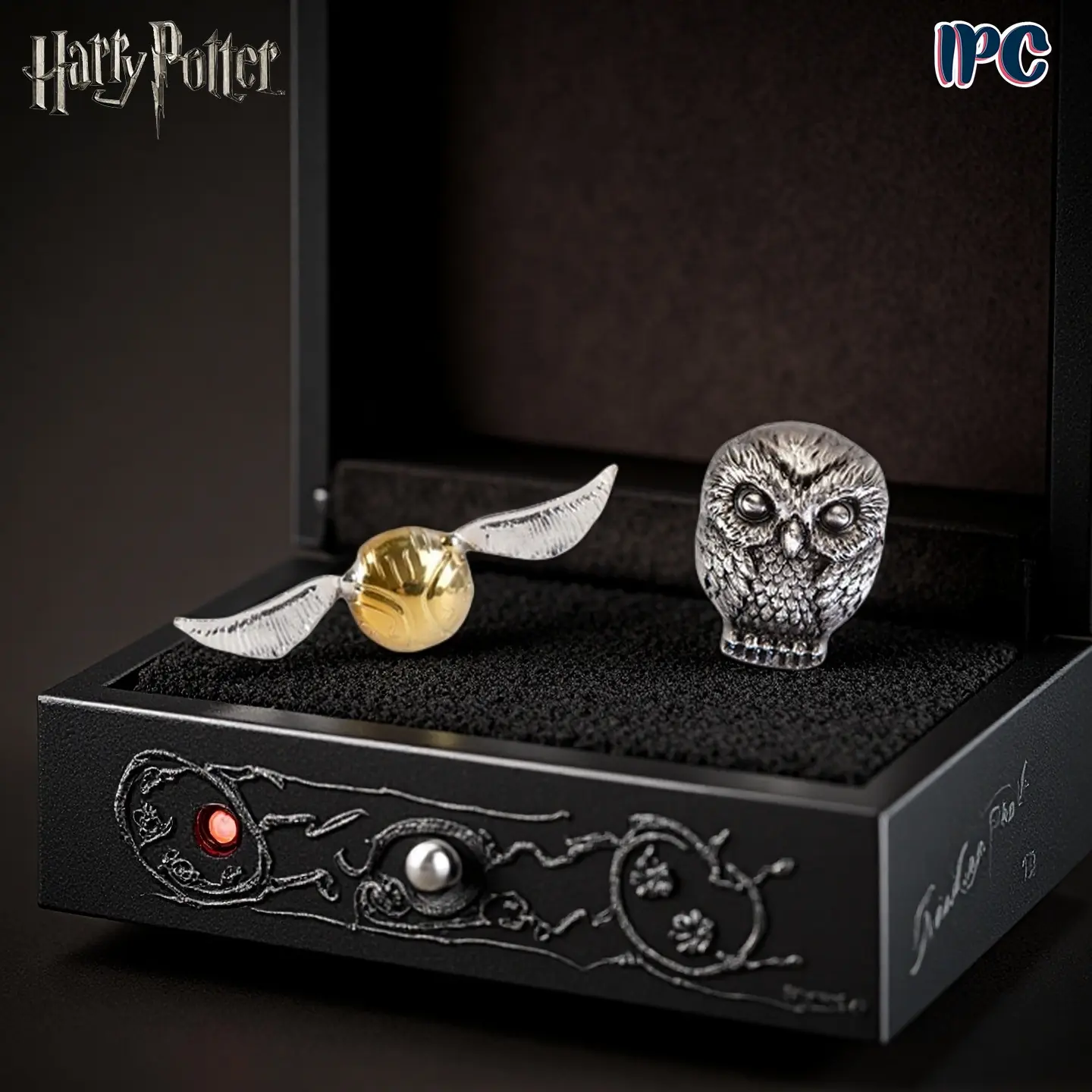 1PC Harry Potter Officially Licensed, Craftsmanship, 2 Styles to Choose from Golden Snitch Owl Magic Academy Style Brooch Clothing Wizard Costume Collectible Gift Enchantment Magic Wizard Theme Party Halloween