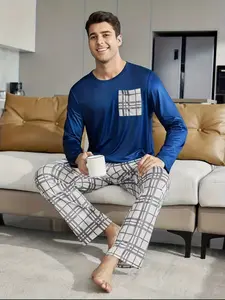 Two-Piece Set Men's Tee & Pants Pyjama, Regular Fit Casual Comfy Round Neck Long Sleeve T-shirt & Trousers PJ Set, Men's Sleepwear for Spring & Fall