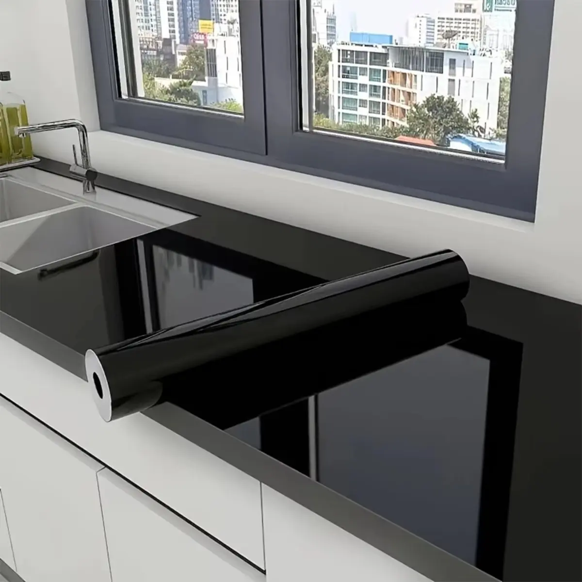 Shiny Black Wallpaper Peel and Stick Wallpaper Glossy Self Adhesive Removable Wall Paper Waterproof Countertop Paper Black Contact Paper for Cabinet Countertop Furniture Kitchen Vinyl Film