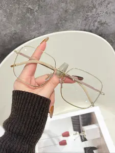 Fashion Square Frame Eyeglasses, Stylish Square Frames, Anti- Light Eyeglasses for Women & Men, Fashion Eyeglasses for Work, Daily Clothing Decor, Perfect for Student Daily Use, Square Frame Eyewear