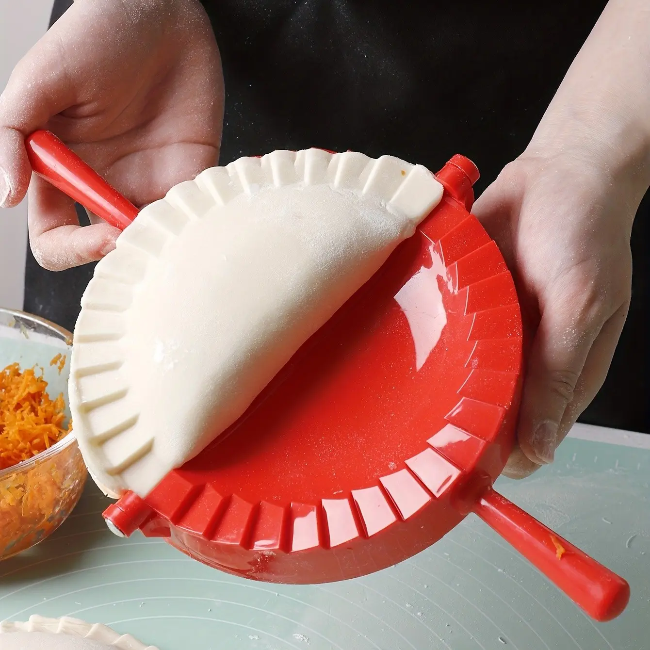 Large Press-Type Dumpling Mold, Dumpling Moulds, Heavy-Duty Plastic Baking Mould with Non-Stick Surface, Multifunctional Kitchen Tool, Durable Cooking Tools, Durable Kitchenware, Ideal for Dumplings, Wontons, Pasta, Outdoorcamping