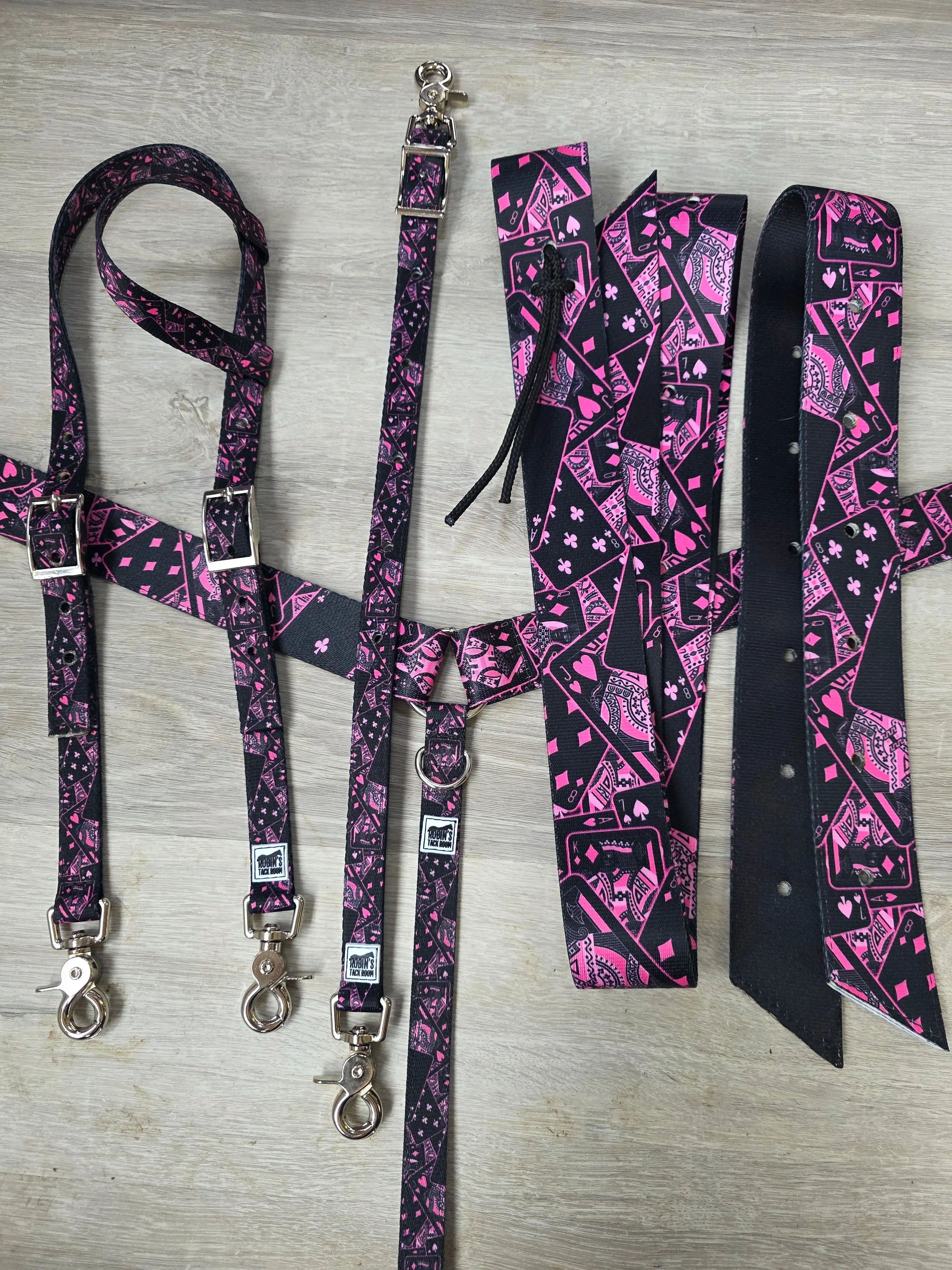 Neon cards tack set