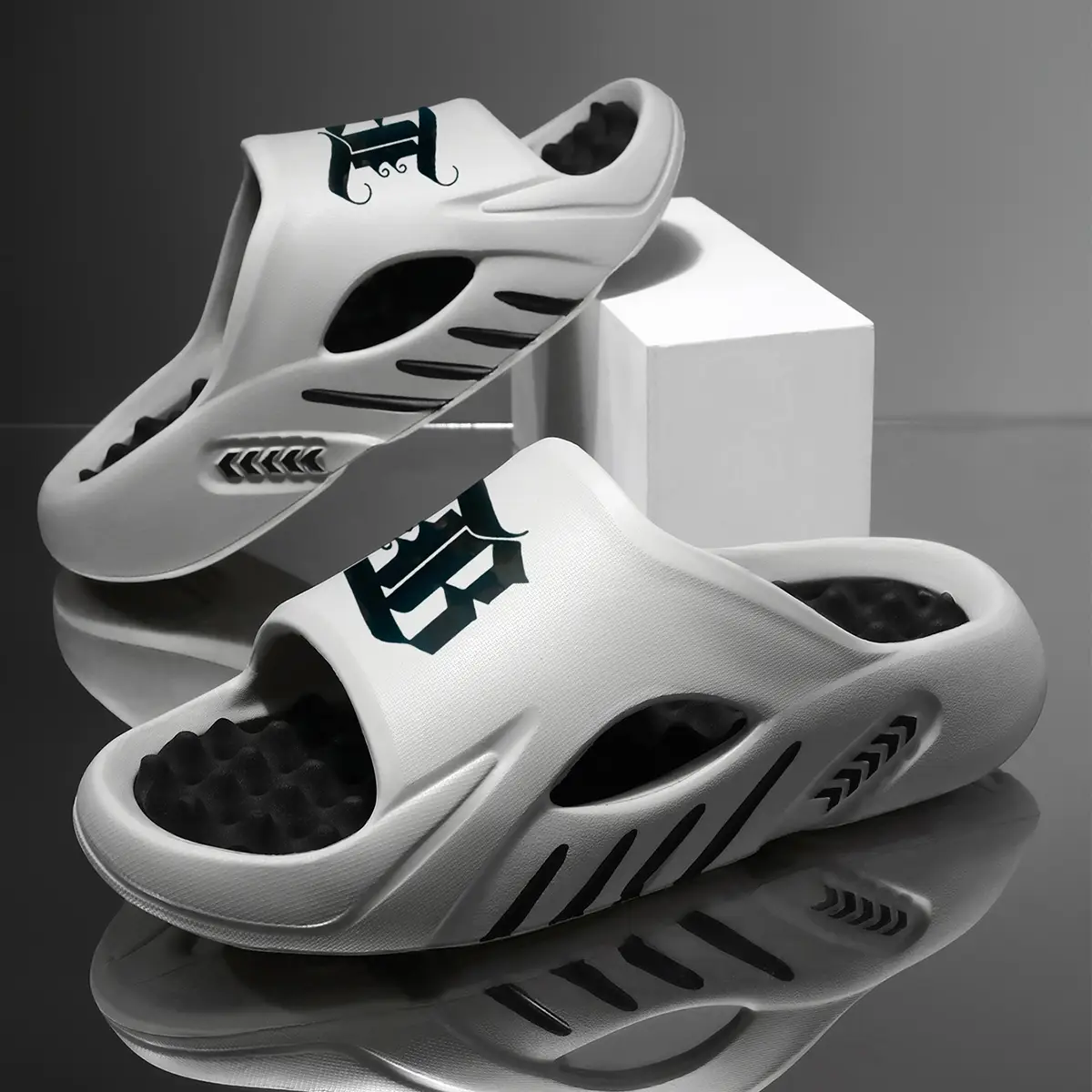 Casual Massage Sole Slides for Men Simple Design Comfortable Home Slippers Non-slip Soft Slippers for Indoor & Outdoor Wear Walking Shoes Fathersdaygi