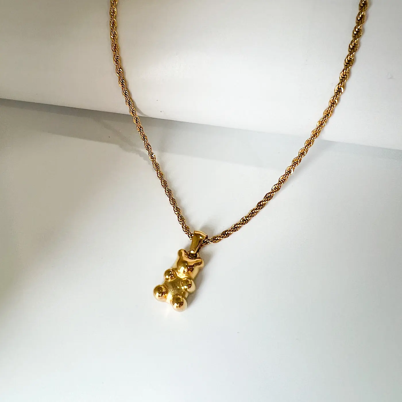TEDDY NECKLACE