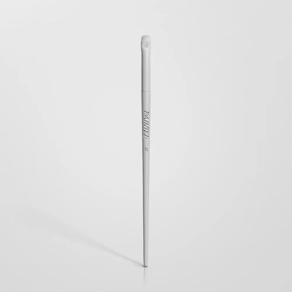 J7 SMUDGE BRUSH