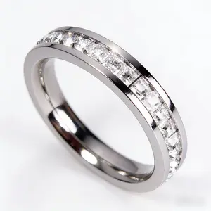 Korean version of high-end light luxury ring, stainless steel jewelry for women, starry sky design, single row full diamond inlaid couple rings