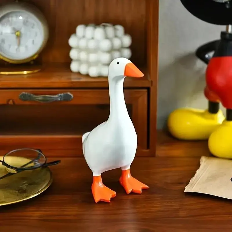 Magnetic Goose Keychain, Cute Keychain, Stylish Keychain, Home Decor Accessory, Office Desk Decoration, Tool Rack Ornament, Resin Duck Sculpture Craft Idea