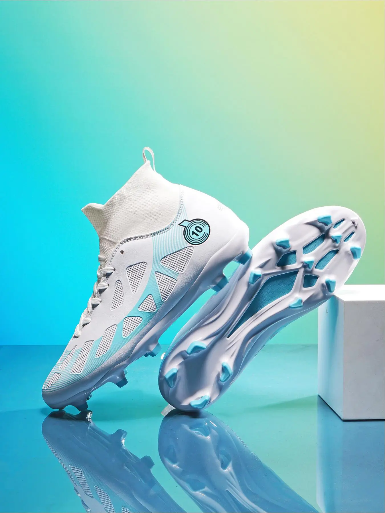 Women's Colorblock Lace Up High Top Sport Football Boots, Training Sport Comfortable Soccer Cleats, Soft Football Shoes for All Seasons Football Field Boots, Sports Football Shoes, TF Soccer Shoes