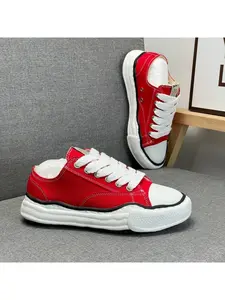 Literary Retro Style Unisex Daily Temperament Shoes Carry Unique Charm Precipitated By Time, Restrained Design Owns Low-key High-end Aura, Suits Scholarly Literary Dressing Routes And Precipitates Mild Restrained Lifestyle Fashion Style.