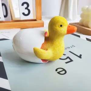Resin Duckling Figurine, Cute Decorative Desktop Ornament, Hatching Design, Home Office Decoration, Adorable Animal Statue