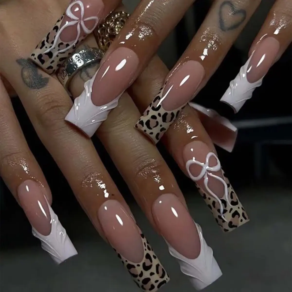 Medium Press on Nails  -  French Tip Fake Nails with Bow Charms Design - Heart False Nails Press ons - for Women