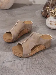 Vintage Distressed Rivet Wedge Slide PU Leather Sandals for Women, Summer Cutout Platform Open Toe Mules, Height Increasing Non-Slip Casual Shoes
