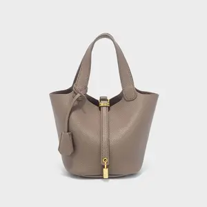 Andres Cases Women's Plain Leather Handbag - Stylish Versatile Bucket Purse with Secure Lock Spacious Design Premium Leather for All-Day Use