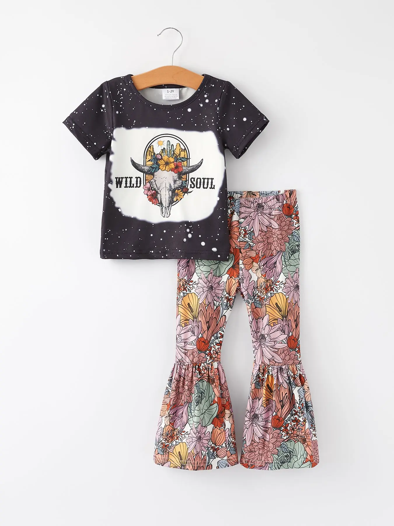 Rylee Faith Designs Girls Western Outfit Set Wild Soul Cow Skull Floral T Shirt and Floral Flare Leggings Set 2Pcs Clothes Set for Toddler Girls Kids Girls Cowgirl Outfit Boutique Girls Fashion Bell Bottom Pants Rodeo Farm Photoshoot Casual Daily Wear