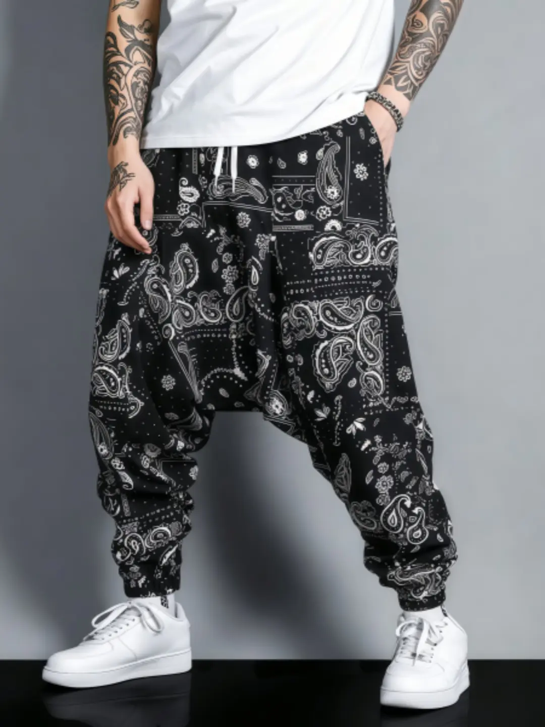 Men's Black Bandana Print Drop Crotch Sweatpants - Y2K Hip Hop Baggy Joggers with Drawstring