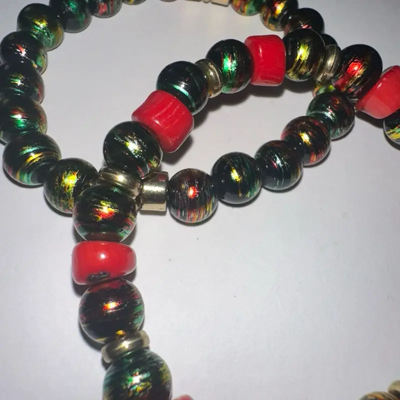 Red Coral Beaded Bracelet Set with Unique Red and Black Beads for Stylish Wear