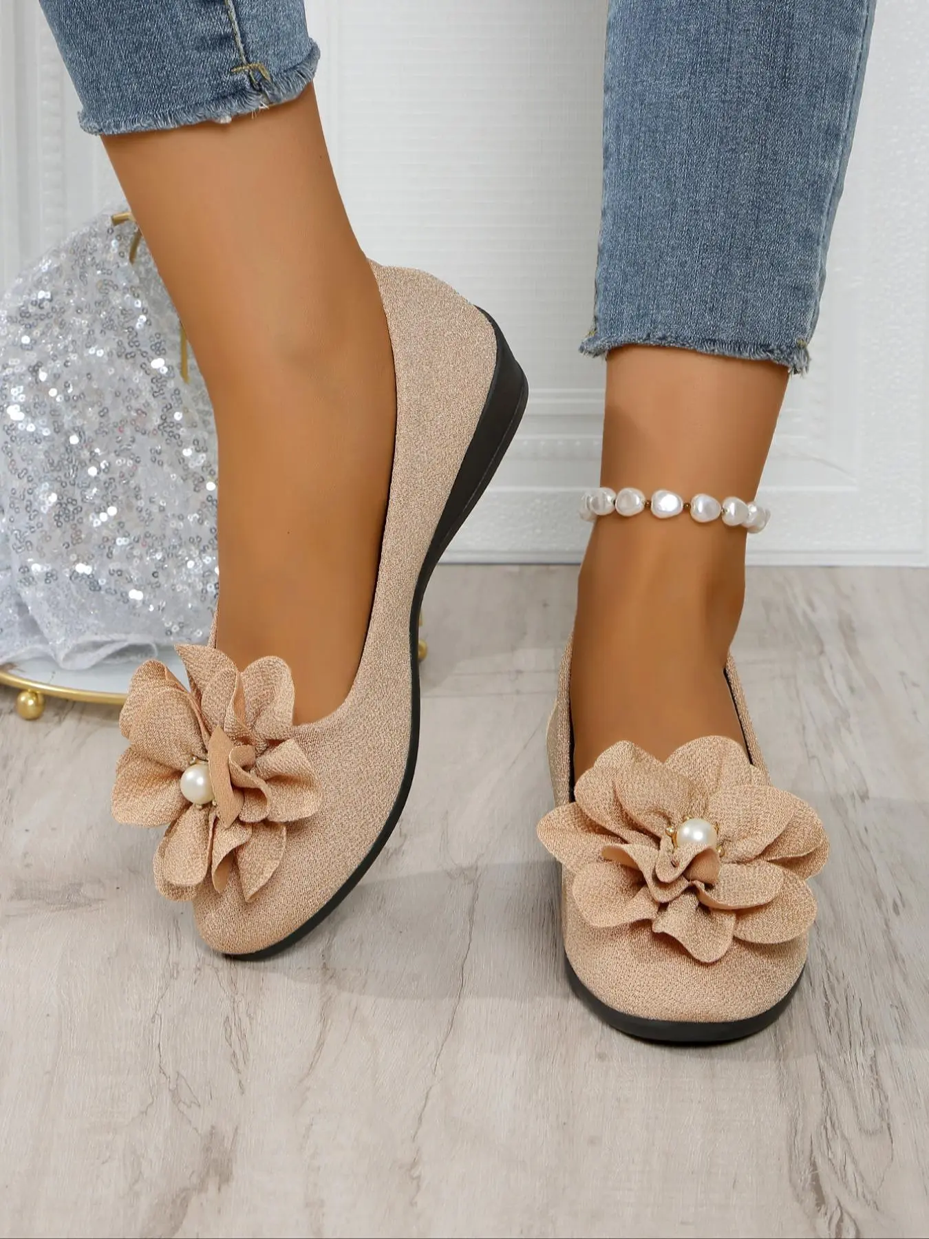 Women's Fashionable Flower Decorated Slip on Flats, Floral Shoes, Casual Soft Comfortable Flat Shoes for Daily Wear, Lightweight Breathable Shoes for Women & Girls, Casual Flat Footwear