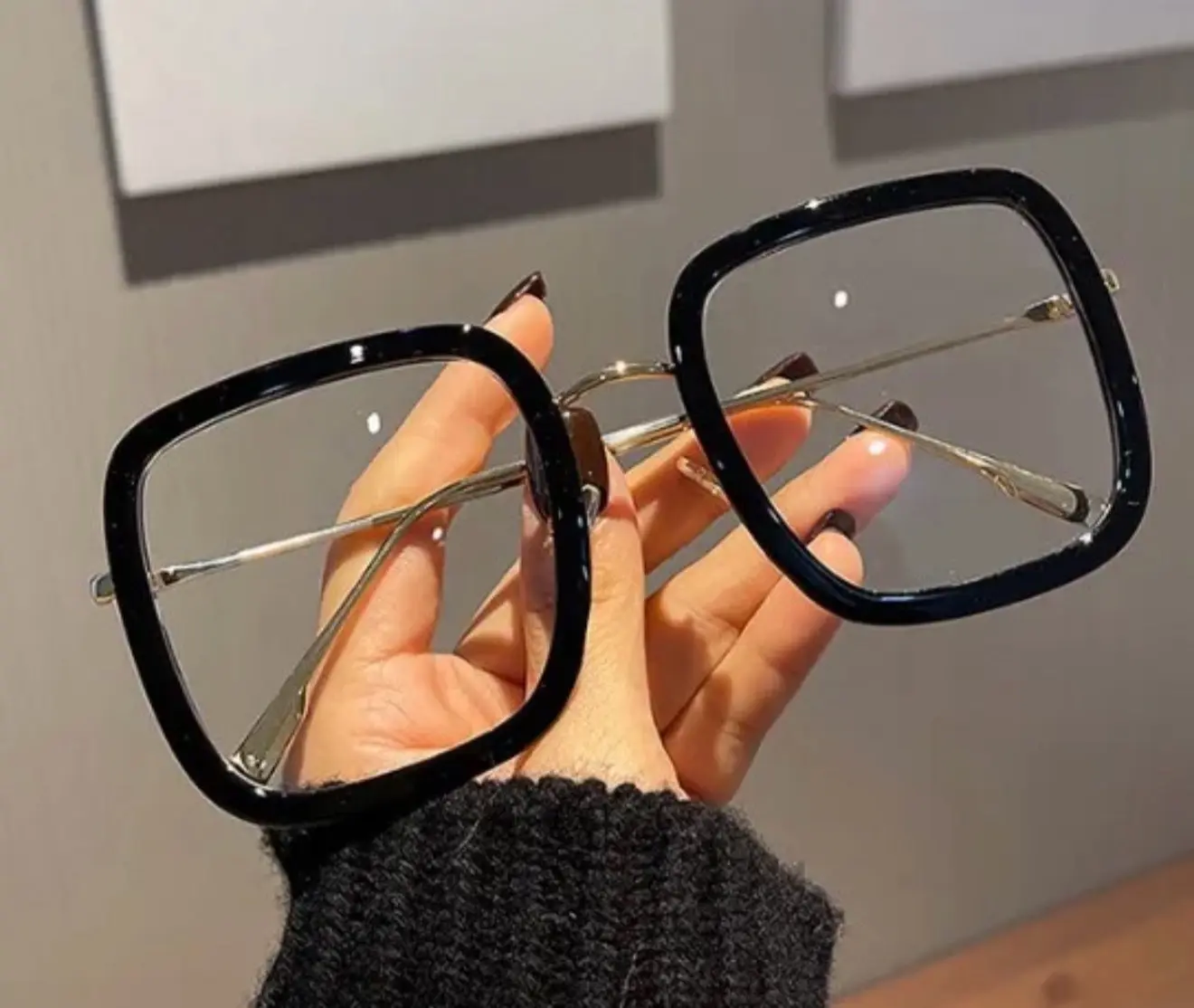 Onyx Frame Glasses, Fashion Eyewear Accessory for Daily Wear