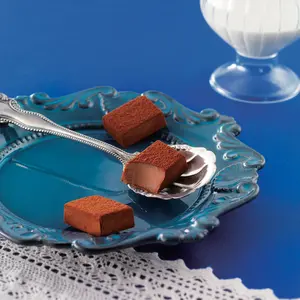 Nama Chocolate "Au Lait"