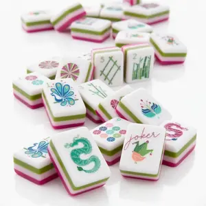 American Mahjong 4-layer Acrylic Mahjong Set American Mahjong Tiles 160pcs Engraved High-grade Crystal Mahjong for Home Use and Gift Hand-cranked Mahjong Set