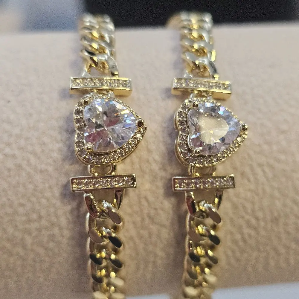 WW #1.   14K gold plated elegant diamond  heart bracelet  7.5 inch bracelet gift