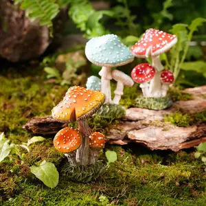 Resin Mushroom Decorative Figurine, Hand-Painted Garden Ornament, Realistic Three Small Mushrooms Design, Home Yard Decoration