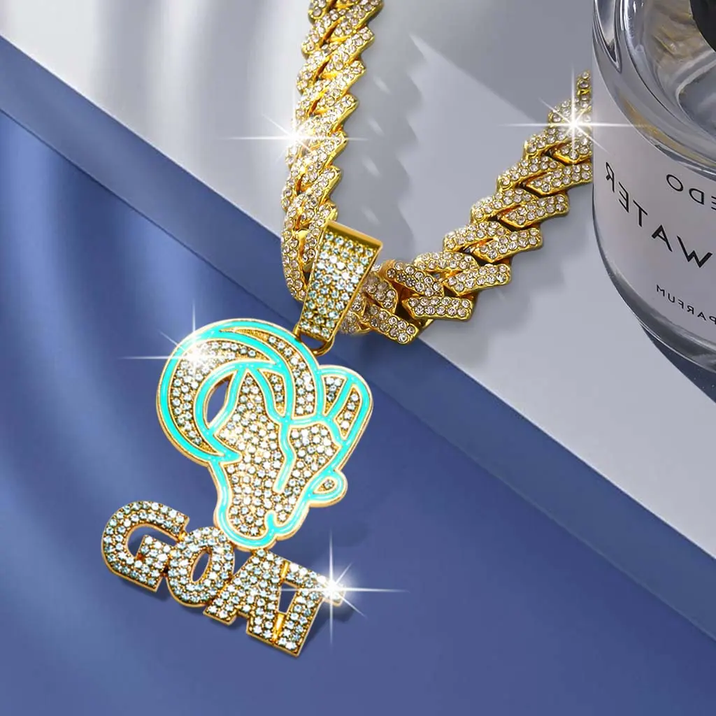 Hip Hop Punk Goat Bull Head Pendant Necklace Halloween Gift Jewelry Suitable for All Seasons with Gold Design and Rhinestones Cuban Link Chain Versatile Flair