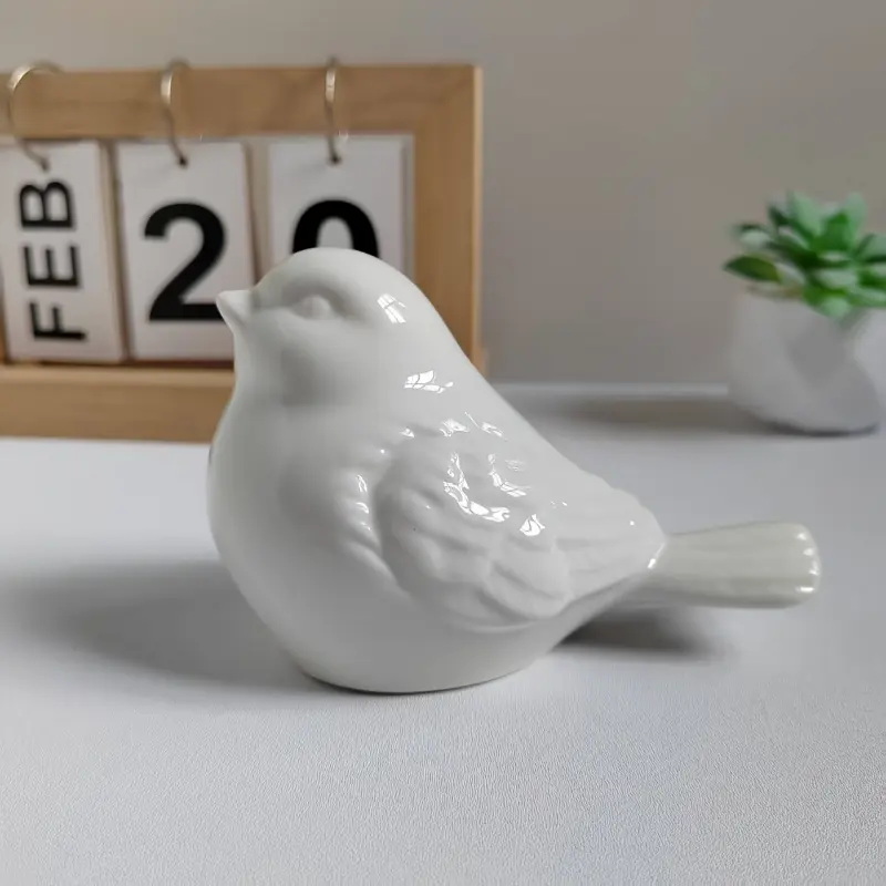 1pc White Ceramic Bird Figurine - Charming Indoor/Outdoor Home Decor Accent, Handcrafted Tabletop Statue with Detailed Feather Patterns, Perfect for Any Room Style, Tabletop Ornament | Elegant Decor Piece | Glossy Finish, Statues for Home D
