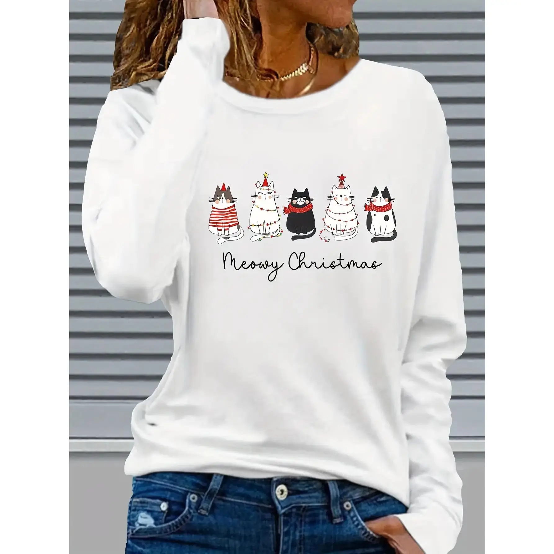 Plus Size Women's Christmas Cat & Letter Print Long-Sleeve Crewneck T-Shirt - Comfortable Casual Winter Top with Festive "Meowy Christmas" Design, Machine-Washable & Cozy Style