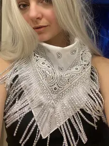 Single Party Disco Towel, Walnut Flower Faux Diamond Fringe Square Towel, Vintage Hip Hop Party Decoration, Retro Style Accessory