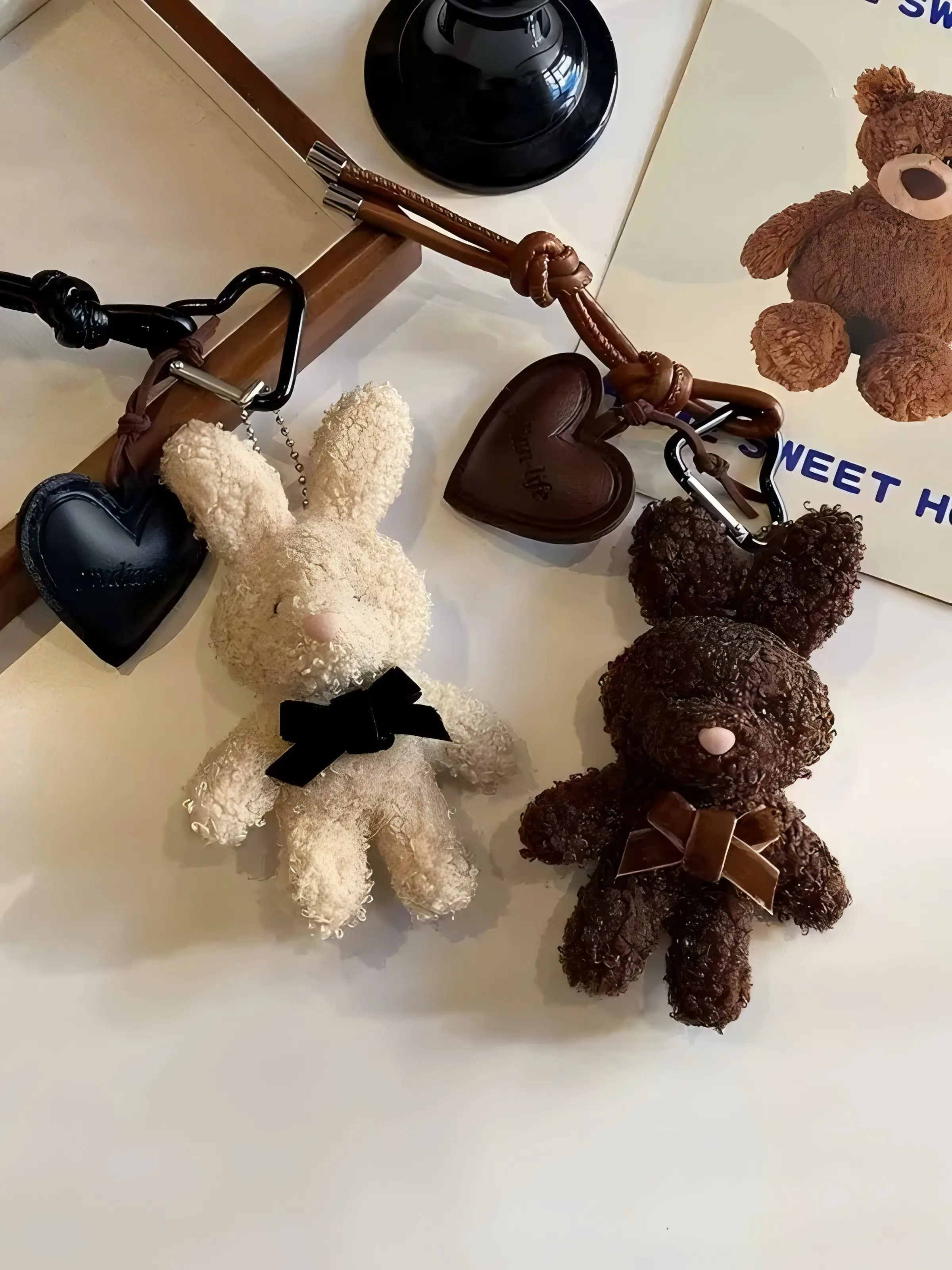 Girls' Mini Rabbit Animal Head Pendant Keychain - Cute Bag Accessory with Heart Charm, Bow Detail, Keychain Decor for Everyday Use, Animal Head Pendant Keychains