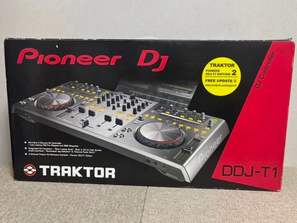 Pioneer DJ DDJ-T1 Traktor DJ Controller Pioneer DJ DDJ-T1 Traktor DJ Controller