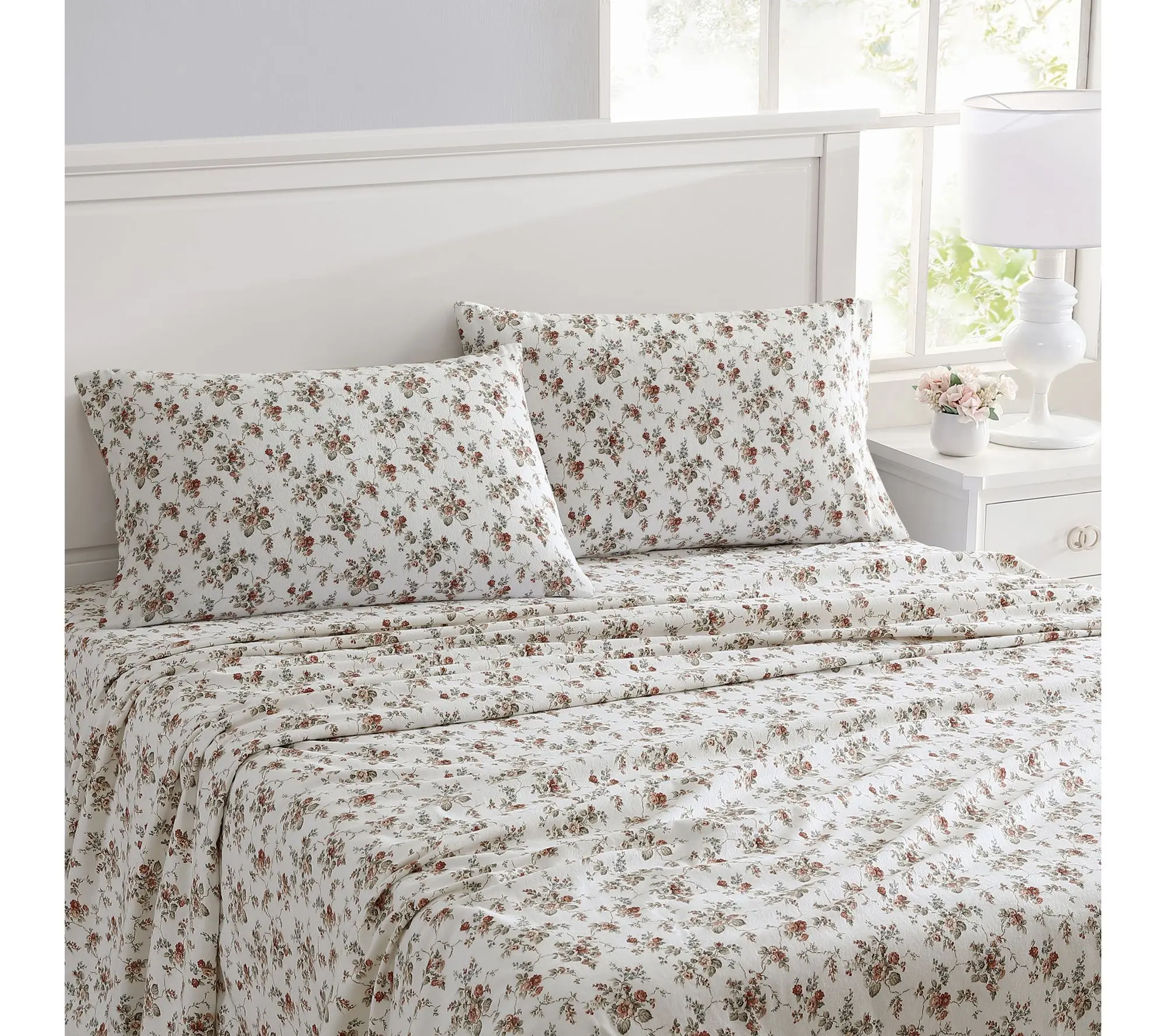 Laura Ashley Le Fleur Full Flannel Sheet Set