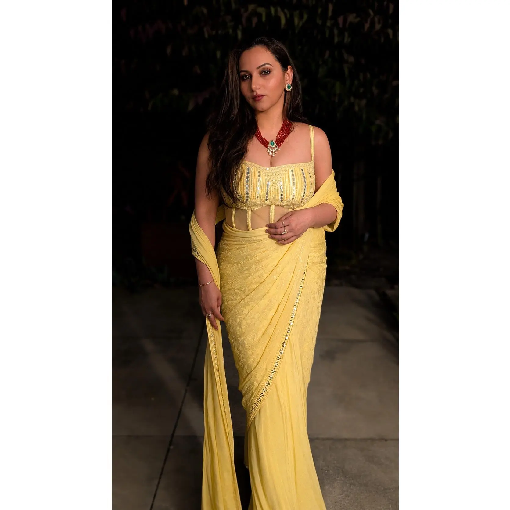 MIHIKA Pre-draped Saree