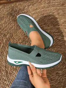 Women's Summer Shoes 2026, Breathable Mesh Slip-On Sneakers, Soft Sole Comfort Casual Footwear, Low Top Round Toe Textile Shoes Walking Shoes