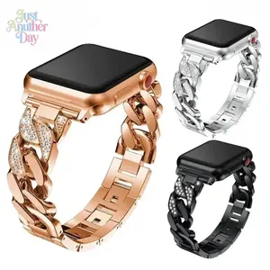 Diamond Link Apple Watch Band – Luxury Metal Strap Compatible with Series & Ultra (38–49mm)