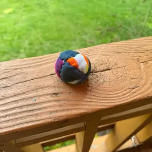 8-Panel Hacky Sack, Durable Hand-Knitted Footbag for Outdoor Play, Casual Games