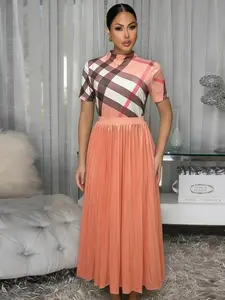 Women's Summer Dress 2026, Plaid Print Design Elastic Waist Pleated Long Skirt Round Neck Short Sleeve Top, Casual Commuter Versatile Dress