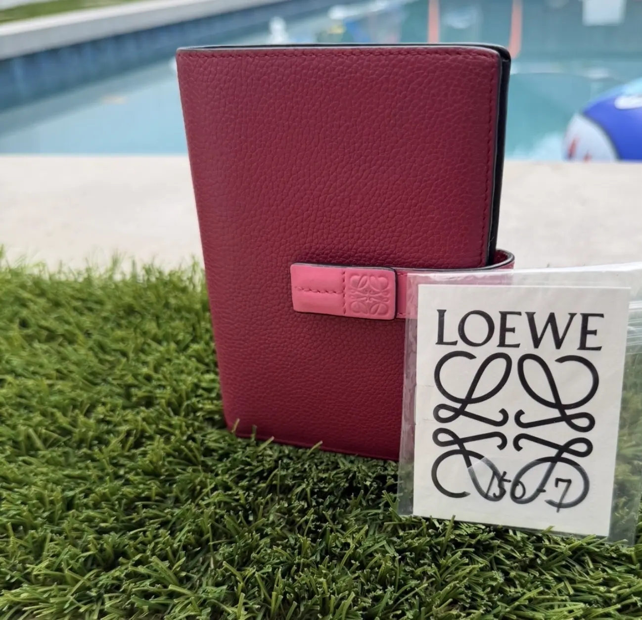 Pre-owned Loewe Leather Small Leather Goods Vertical Wallet Bifold Anagram Bordeaux Pink