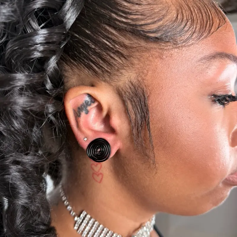 Non-Pierced Black  Earring Coiled Echo Loop