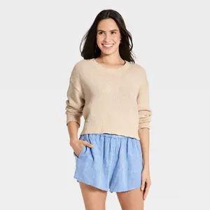 Women's Crafted Scoop Neck Pullover Sweater - Universal Thread