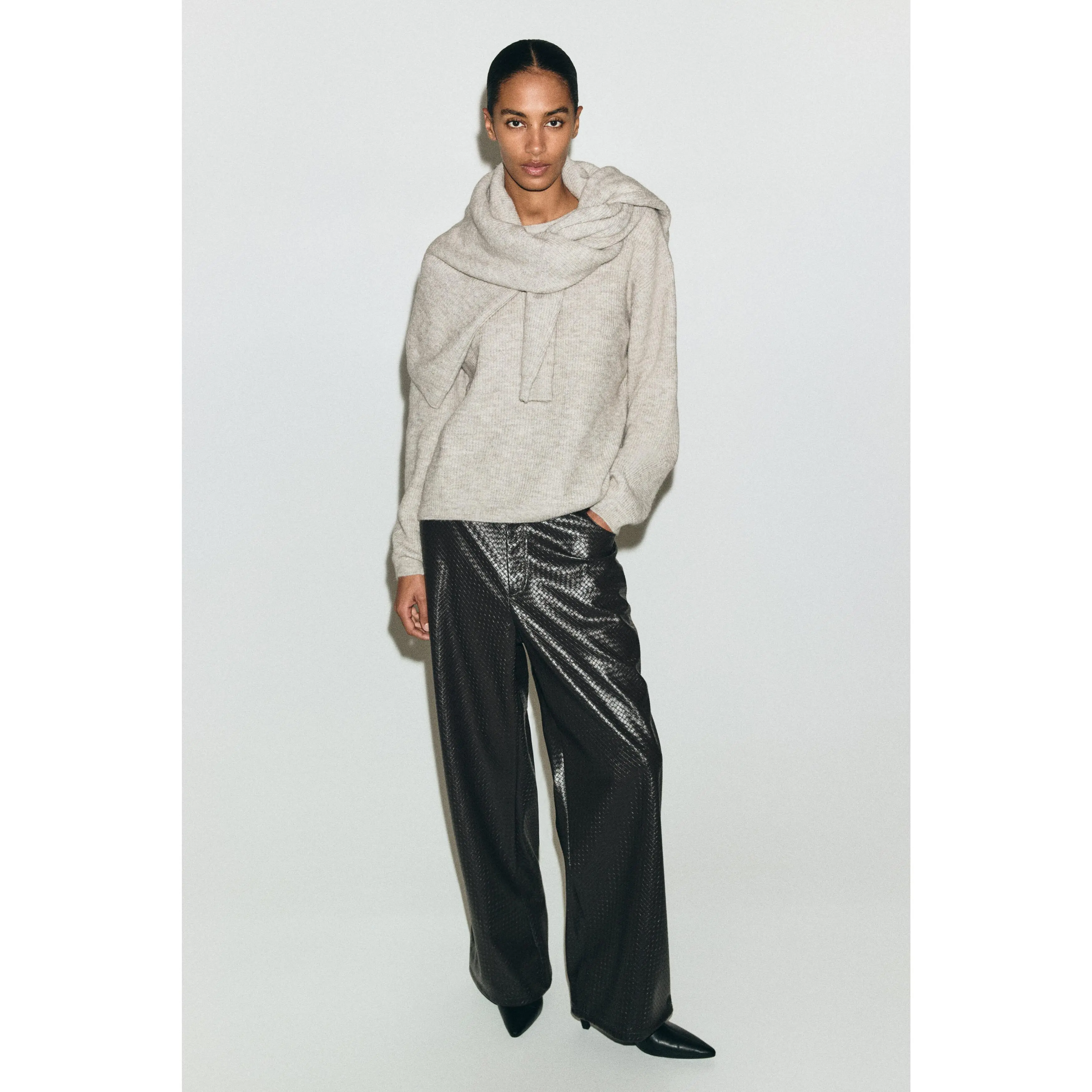 H&M Knitted jumper