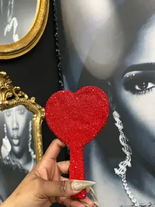 Diamonds Heart-Shaped Lash Mirror – Portable, Sturdy, 3D Diamond Design for Beauty & Lash Artists