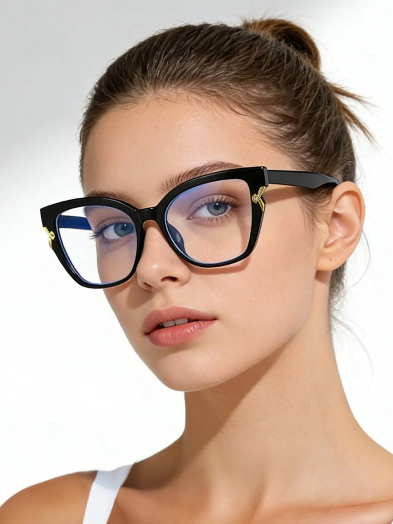 Women's Cat Eye Glasses Frame, Trendy New Arrival, Ultra-Light Design, Fashionable Temple Decor, Suitable for Daily Commute and Travel